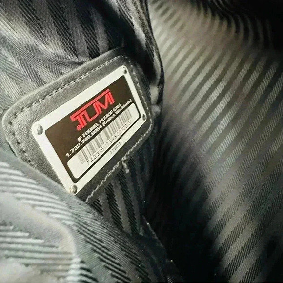 Tumi Vintage Expandable Boston Ballistic Large Duffle Carry On Bag - Picture 11 of 11